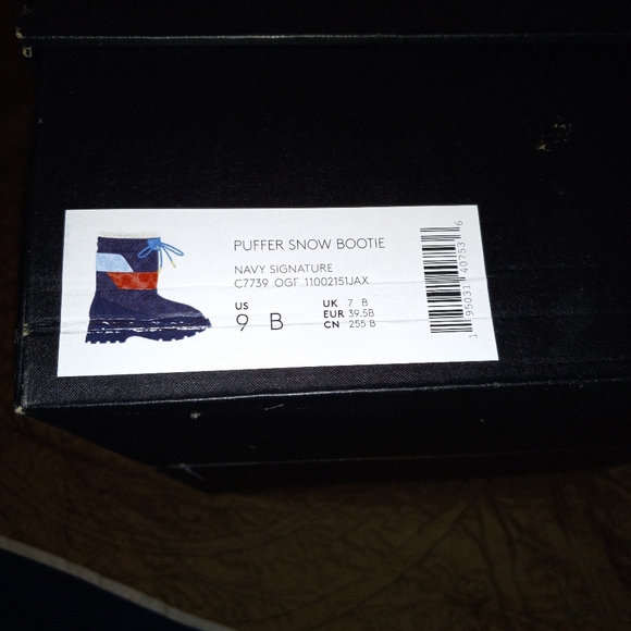 Coach Runway Puffer Snow Bootie - Picture 14 of 16